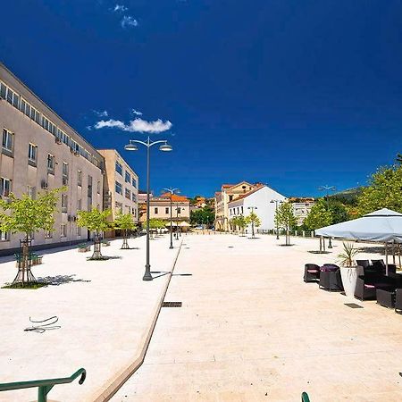 Hotel Park Drniš Extérieur photo