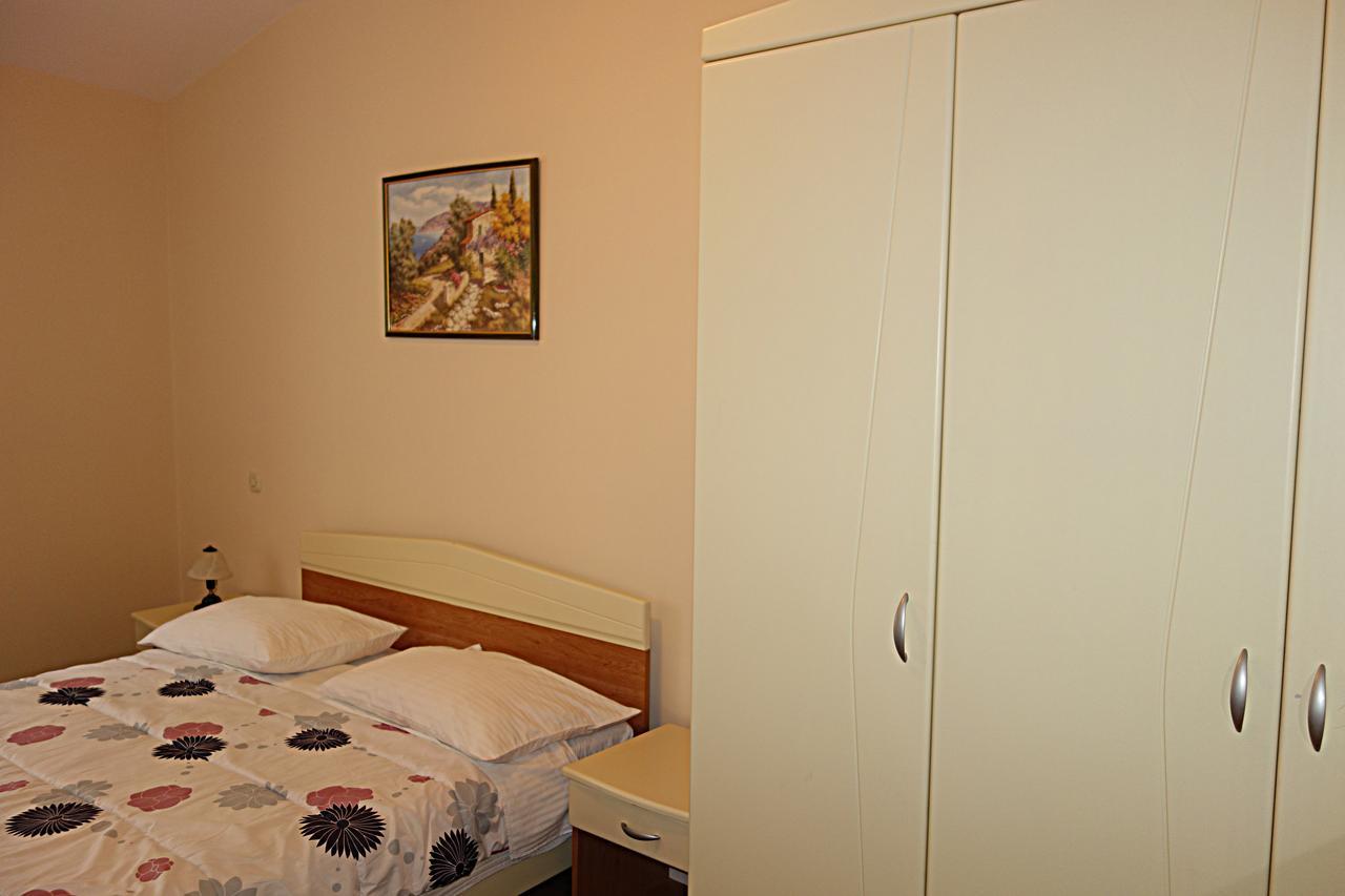 Hotel Park Drniš Extérieur photo