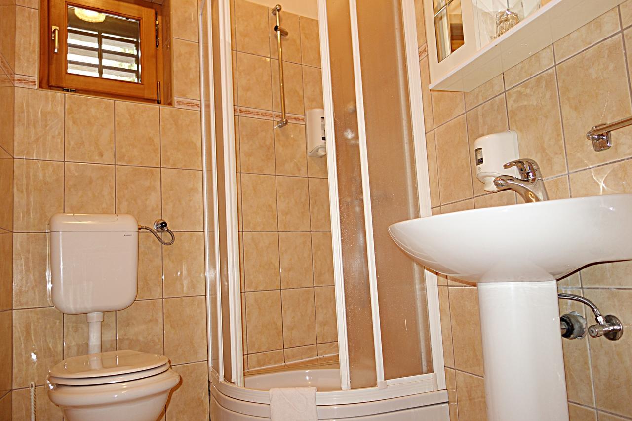 Hotel Park Drniš Extérieur photo